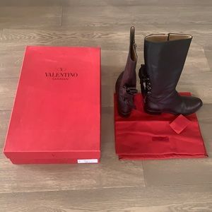 Valentino leather lace up boot flat 39.5